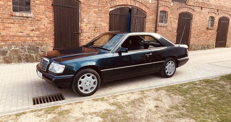 Mercedes-Benz Klasa E cena 26999 przebieg: 290000, rok produkcji 1996 z Jelenia Góra małe 407